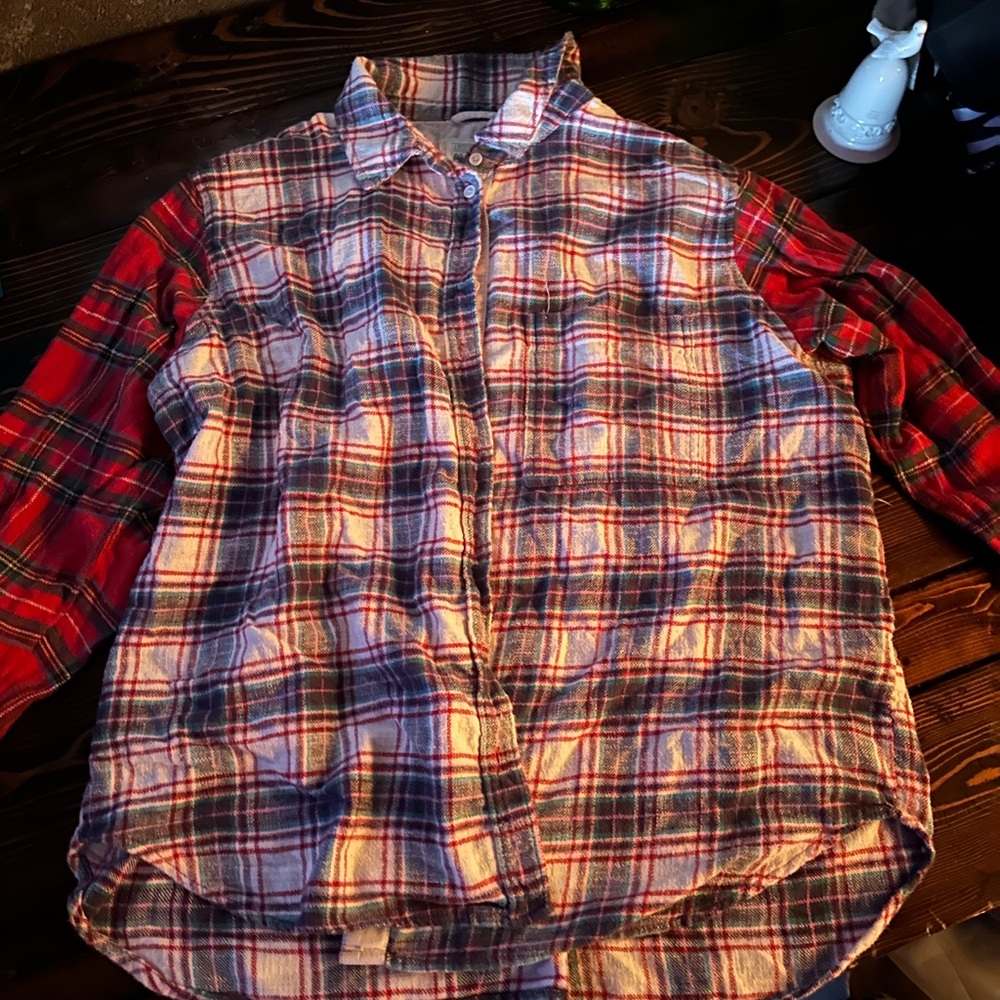 American Eagle Plaid Shirt ( Women’s )